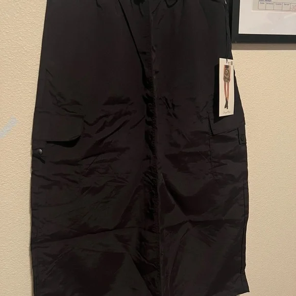 Angel Kiss Black Ruched Pencil Midi Skirt size large - Picture 2 of 6